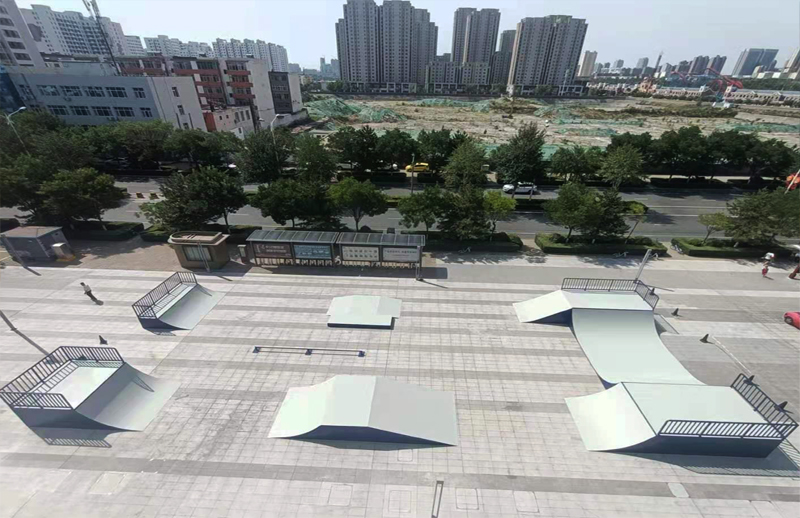 陜西省榆林市領(lǐng)航國際廣場極限運動場